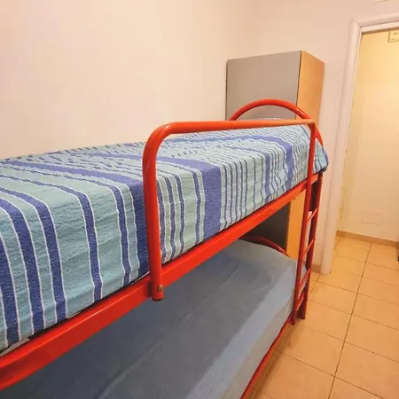 Apartment Appartamenti Mac, Trilocali Vicino Al Mare Con Posto Auto